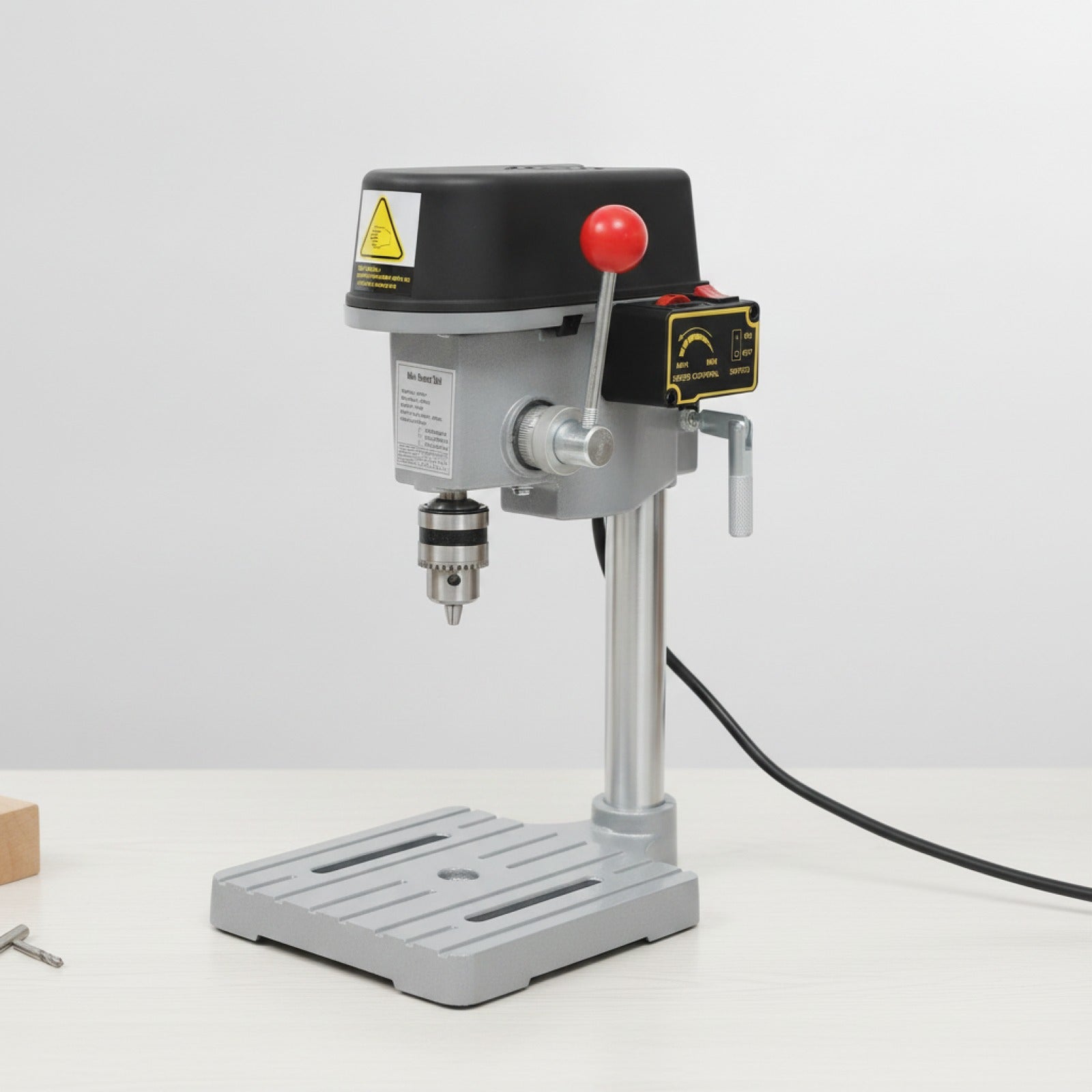Perceuse d'établi compacte 340W, 3 vitesses réglables